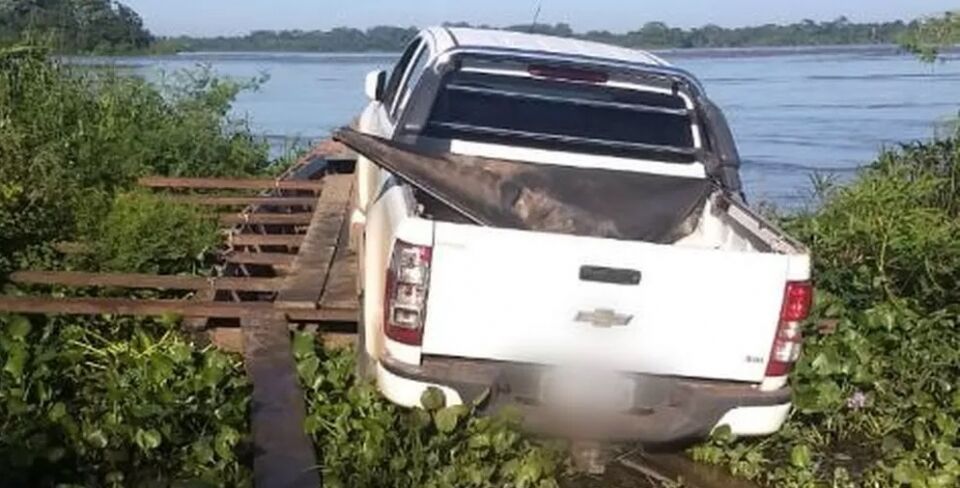 Caminhonete com placa clonada do TO é recuperada em Guajará-Mirim, RO