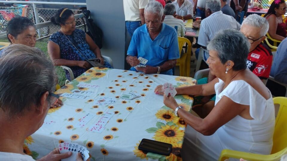 Centro de convivência do idoso de Porto Velho festeja ‘Dia das Mães’