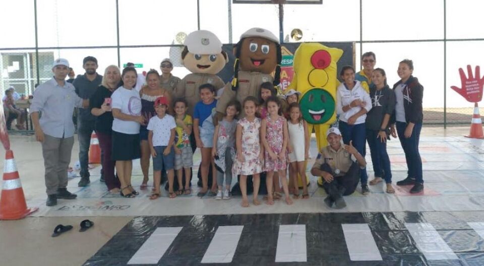 Semtran realiza ação durante a 2ª Feira da Mulher Empreendedora