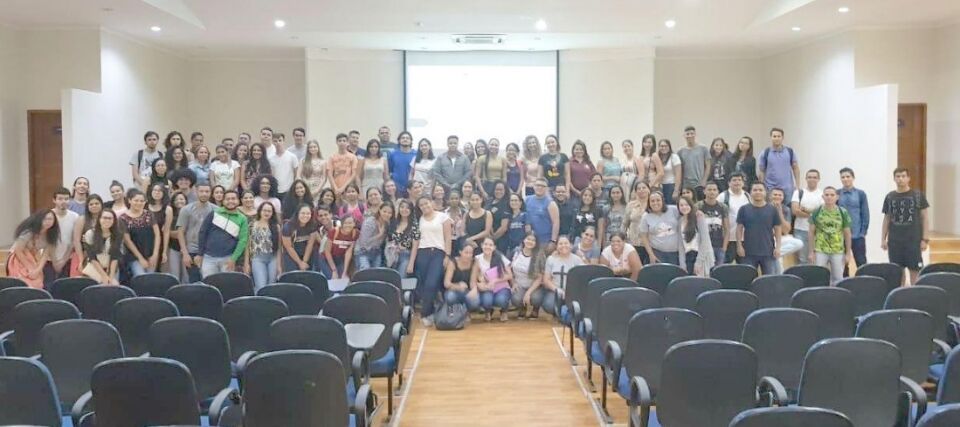 Conselho gestor realiza reunião com estudantes