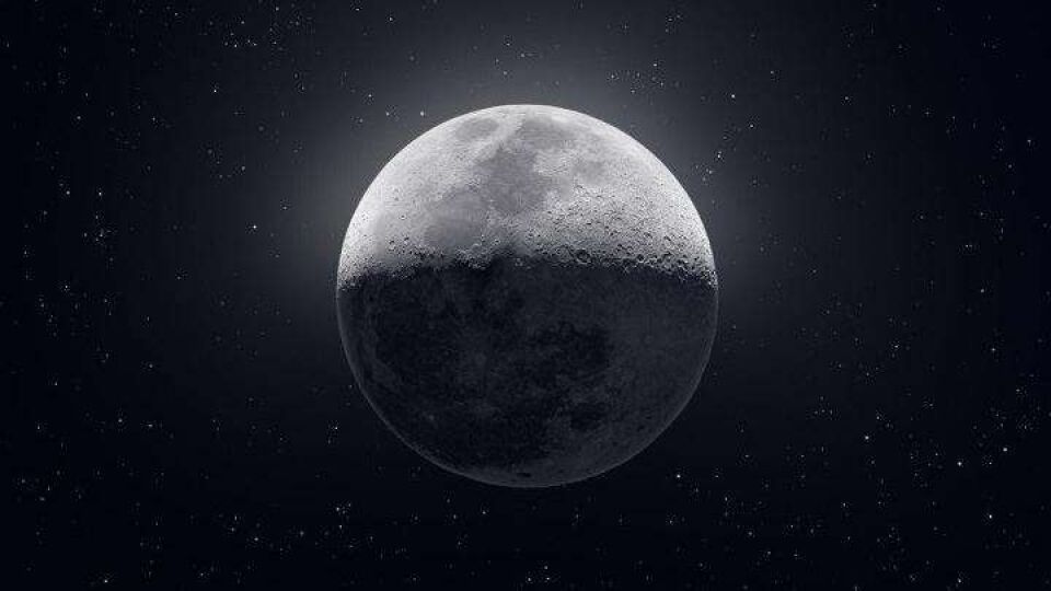 A Lua está encolhendo e gera tremores similares a terremotos, diz NASA