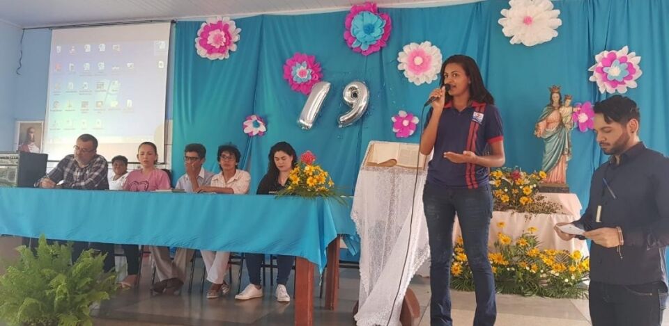 Cras Irmã Dorothy entrega certificados e realiza culto ecumênico