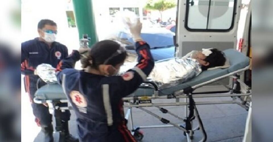 Mulher coloca fogo nela e no marido após ele sair de casa 'sem dar satisfação'