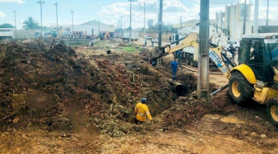 Prefeitura vai concluir construção de praça que beneficia moradores do Parque Ceará