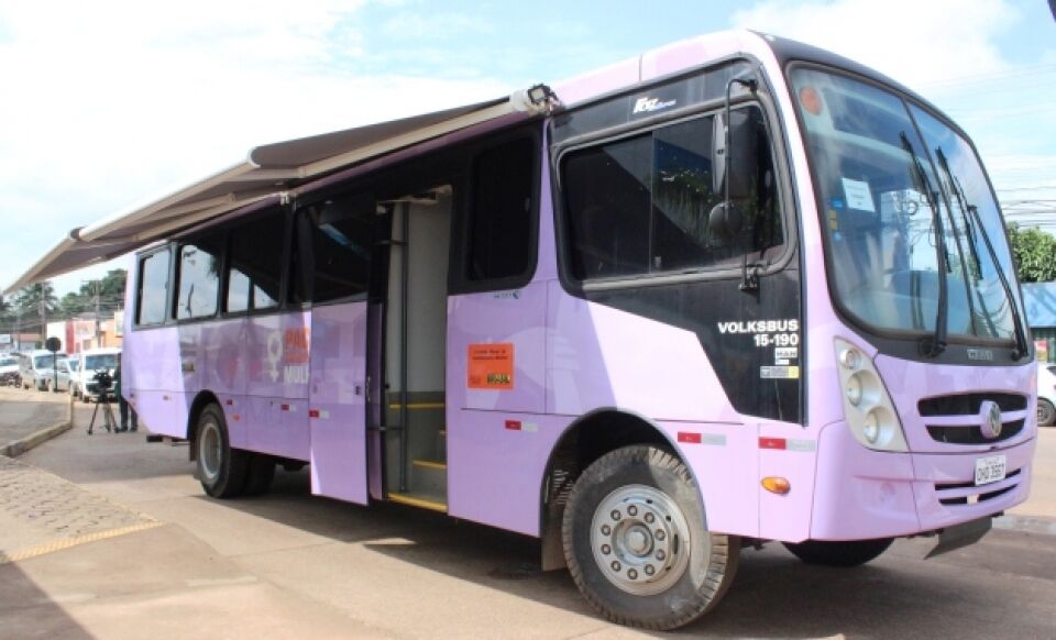 8ª RRShow tem ônibus lilás para atender mulheres e exposição de produtos recicláveis sob a coordenação da Secretaria de Assistência Social