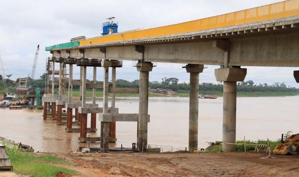 Ponte sobre o Rio Madeira será concluída, afirma governador do Acre durante a Rondônia Rural Show em Ji-Paraná