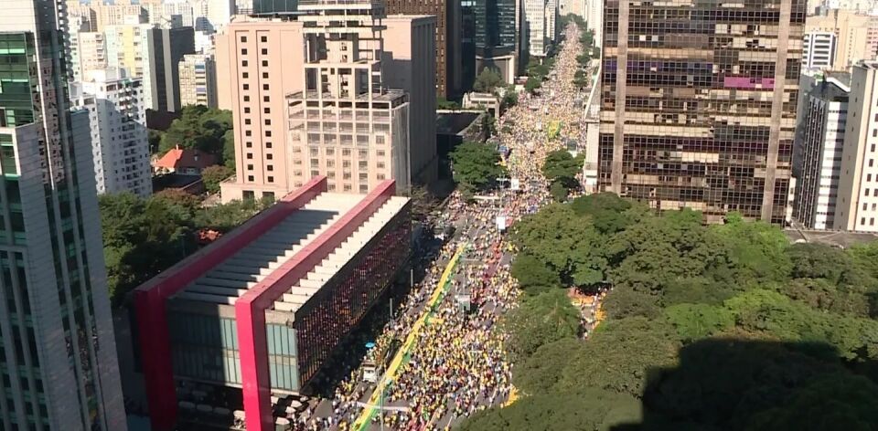Cidades brasileiras registram atos em apoio ao governo Bolsonaro