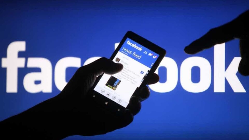 Fake news geram mais engajamento no Facebook que mídia tradicional