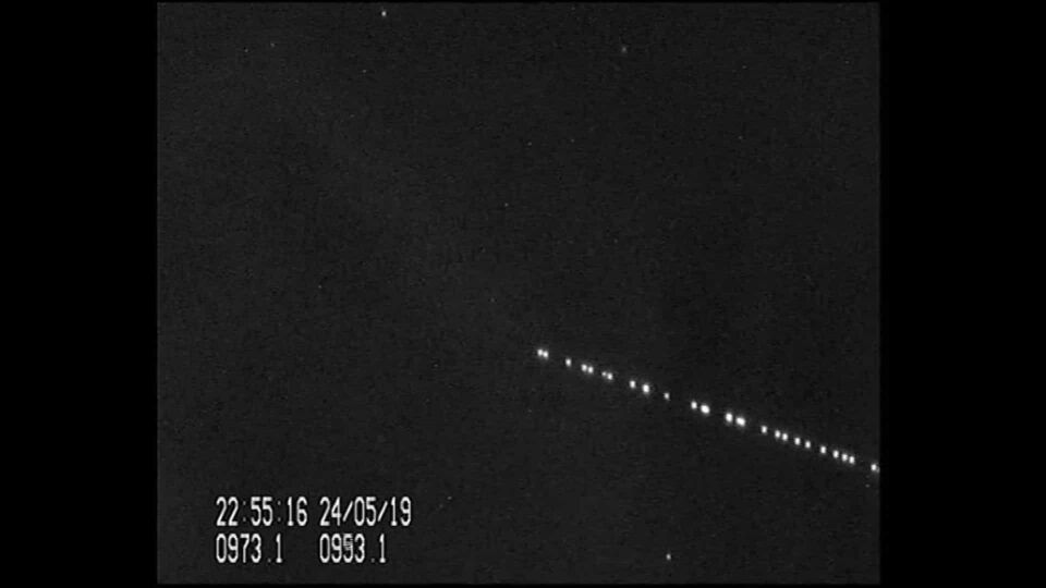 Vídeo mostra os 60 novos satélites enviados pela SpaceX