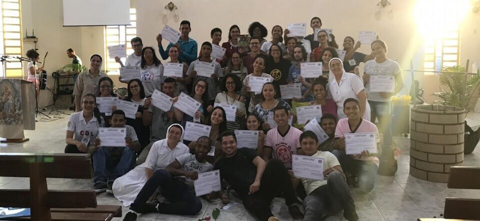 Pastoral da Juventude realiza o primeiro curso de dinâminca para líderes nível II na cidade de Cacaulândia