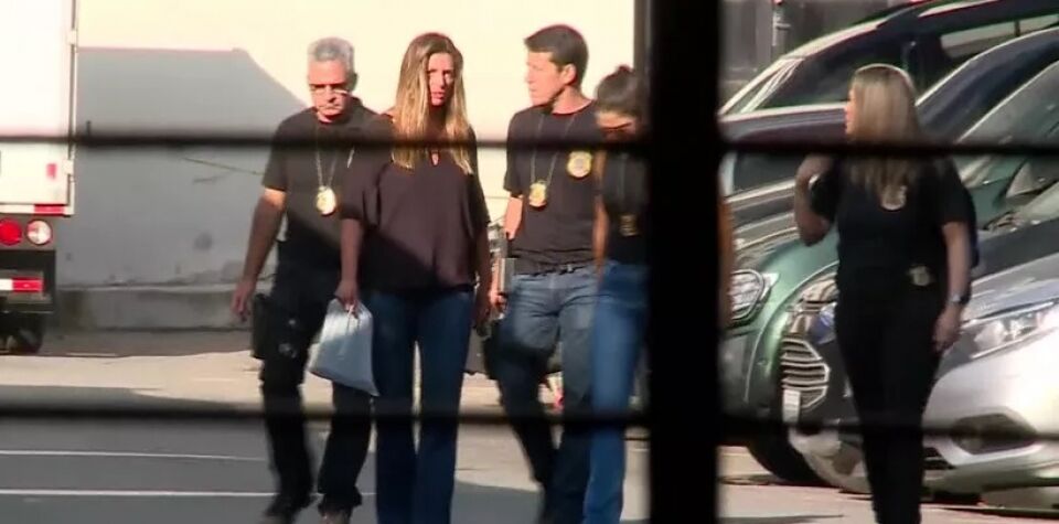 Gerente de banco é presa, e doleiro e outro gerente estão foragidos suspeitos de ajudar a lavar quase R$ 1 bi, diz MPF