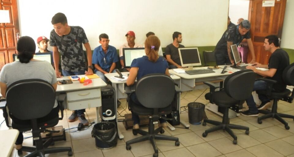 Junta Militar convoca jovens para a realização de alistamento
