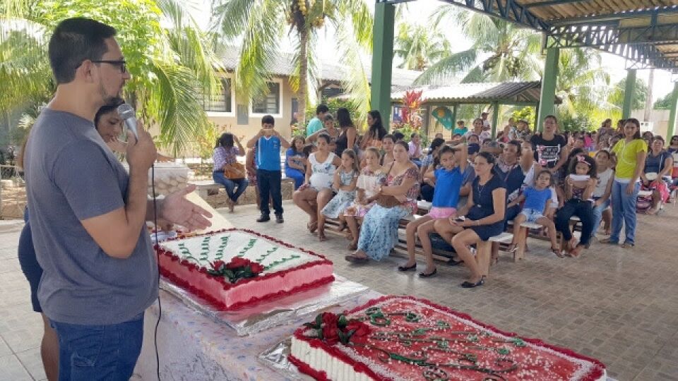 Escola em Candeias do Jamari/RO que sofre com furtos recebe equipamentos do deputado Anderson