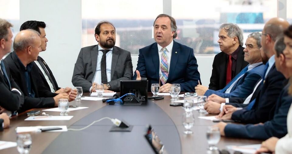 ALE recebe presidente da Unale e deputados são convidados a debater suicídio, violência contra a mulher e segurança pública em Manaus