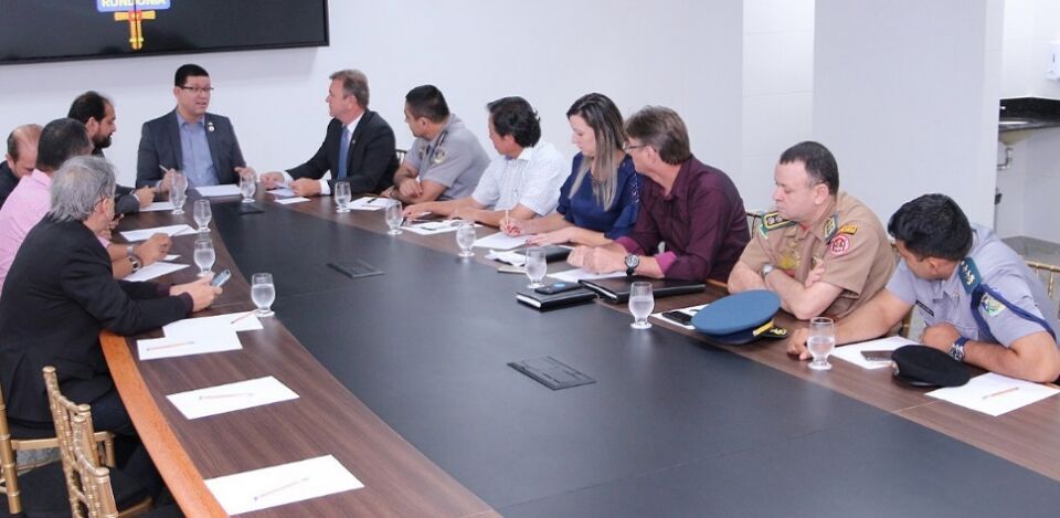 Deputado Luizinho Goebel anuncia implantação da primeira escola “Bombeiro Militar” no interior de Rondônia