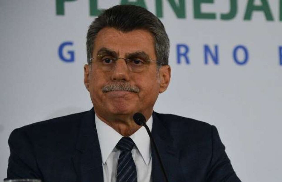 Lava-a-jato denuncia Jucá por corrupção e propina