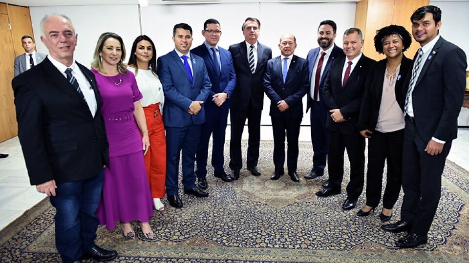 Jair Bolsonaro assina decreto que regulamenta Transposição dos servidores de Rondônia