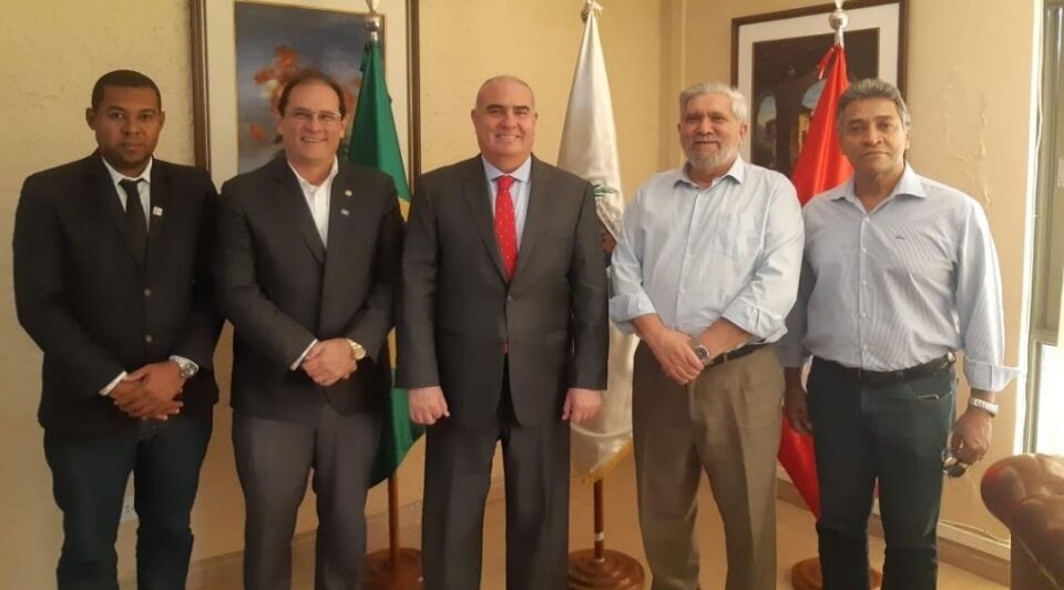 Embaixada do Peru confirma participação do país em projeto de liderança