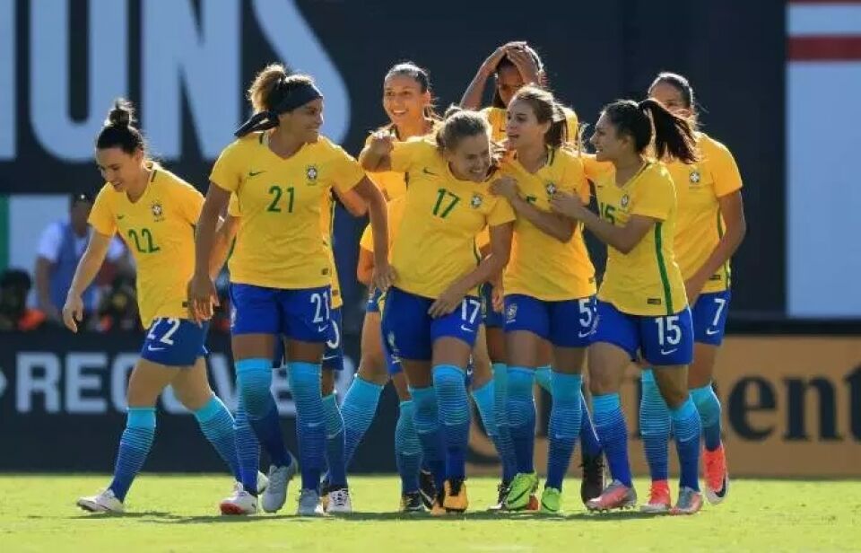 Começa a Copa do Mundo feminina, a primeira em TV aberta