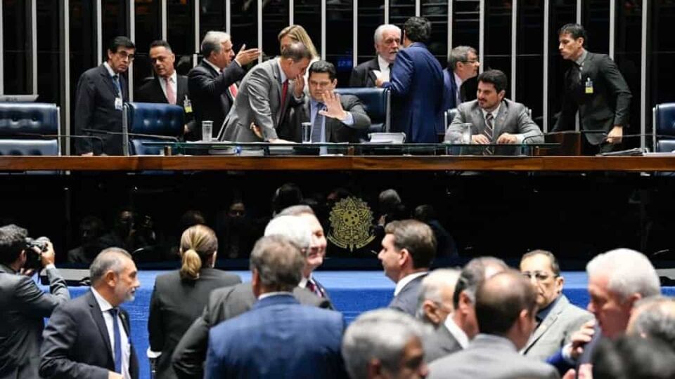 Senado aprova novo Marco do Saneamento Básico