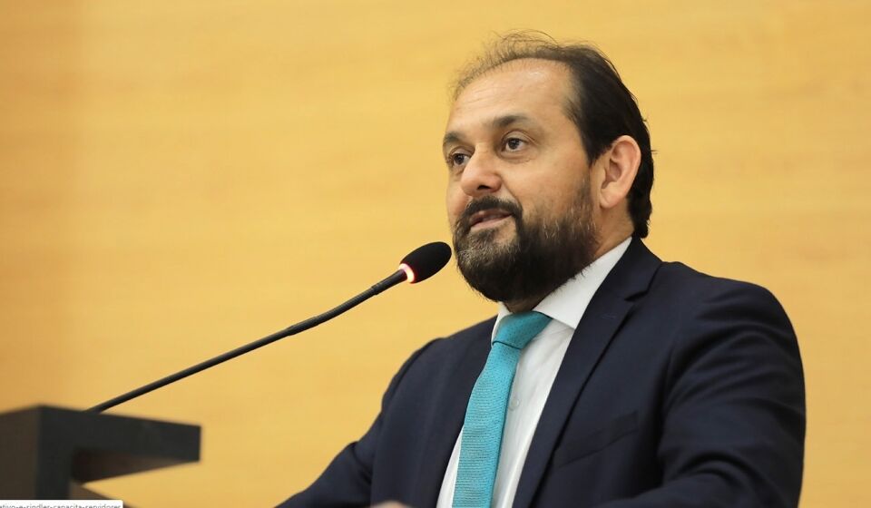Parceria Escola do Legislativo e Sindler capacita servidores