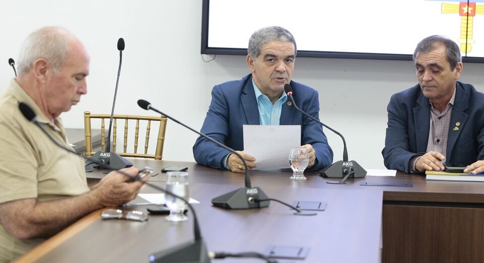 Seas diz a deputados que Restaurante Popular da Zona Leste só abre no fim do ano