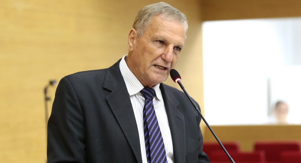 Deputado diz que Seas tem R$ 50 milhões para combater extrema pobreza. Ele quer R$ 20 milhões para pobres das roças