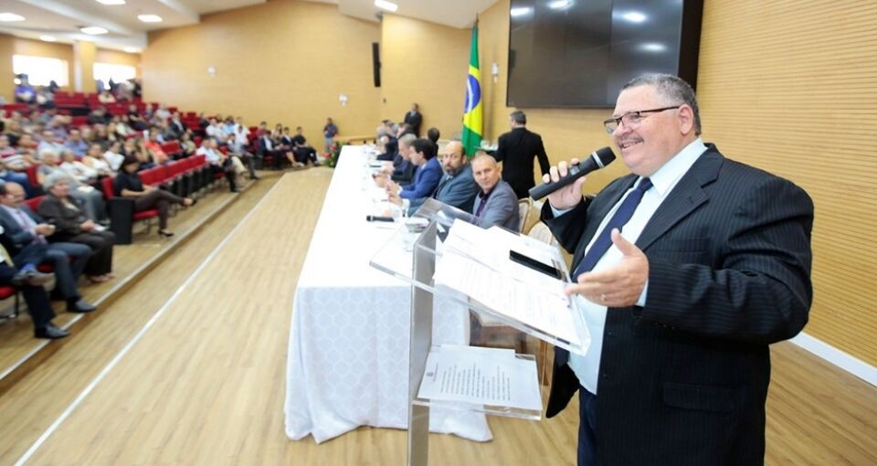 ALE e Sindler comemoram 1º concurso e posse de novos servidores