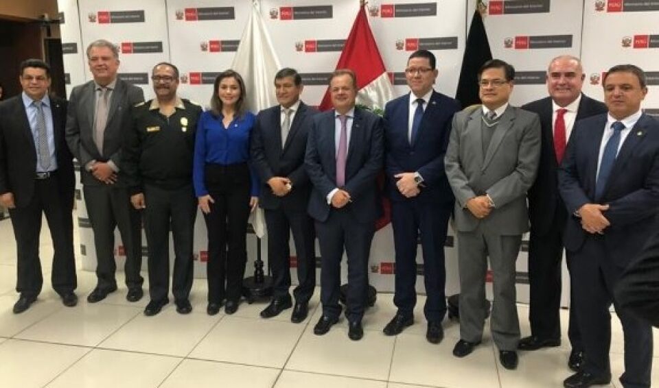 Marcos Rocha trata de agronegócio e segurança pública no Peru