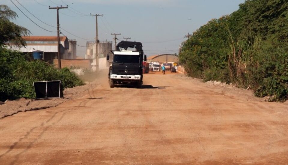 CPRM e DER fazem estudo geológico para orientar obras do governo na Estrada do Belmonte