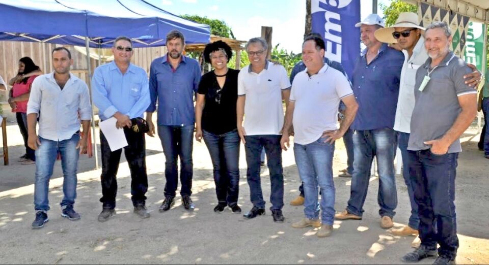 Em Cujubim, Geraldo da Rondônia prestigia Dia de Campo do Abacaxi e confirma recurso para festa tradicional realizada pelos produtores