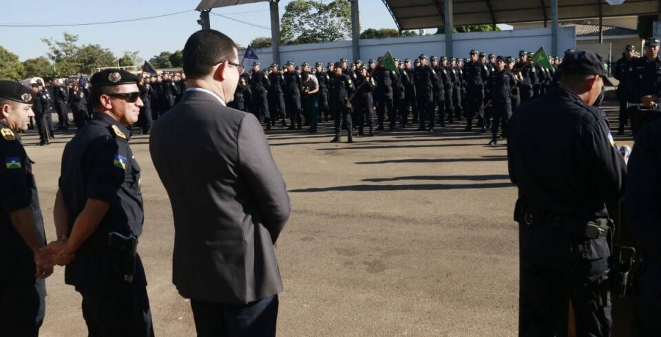 Governador Marcos Rocha recebe homenagem pelo investimento do Estado na capacitação dos profissionais da segurança pública