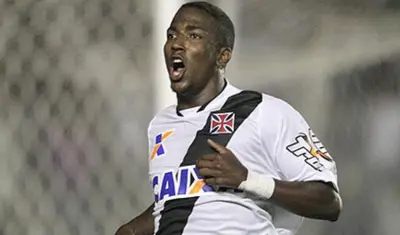 Jogador Thalles, revelado pelo Vasco, morre em acidente no RJ