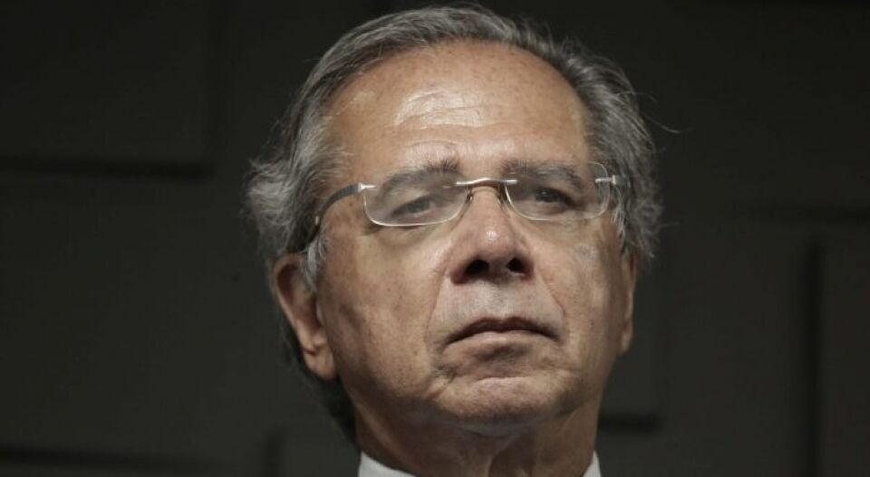 A resistência de Paulo Guedes