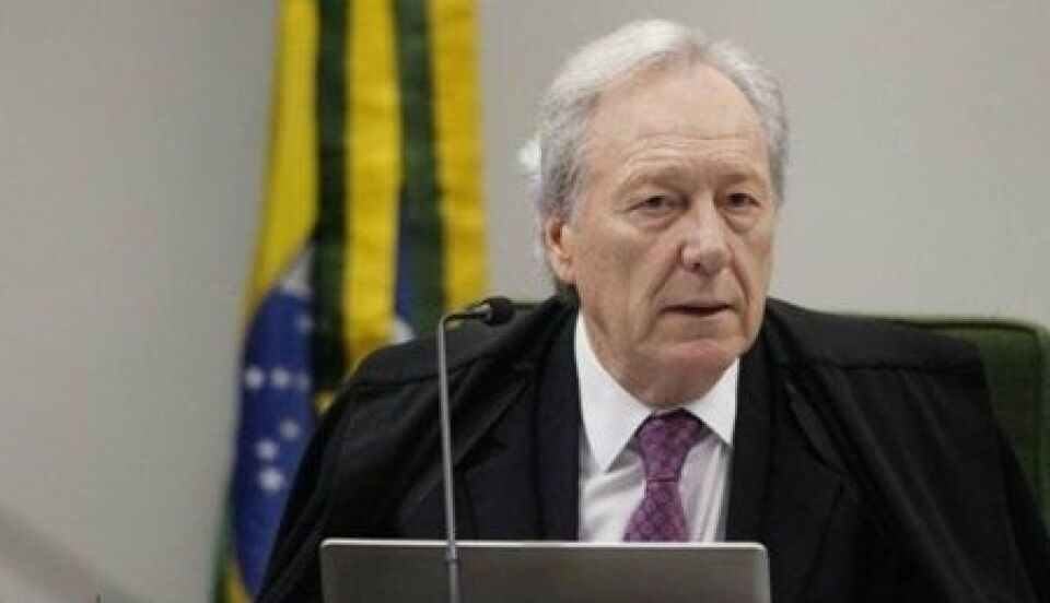 Lewandowski vota pela liberdade de Lula. Placar é de 1 x 1