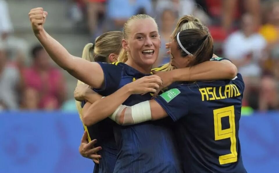 Suécia vira contra a Alemanha e está na semifinal