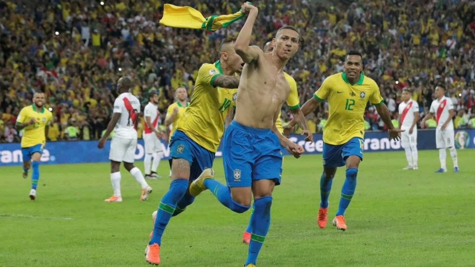 Brasil faz 3 a 1 no Peru e conquista a Copa América