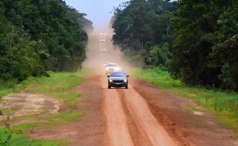 Todas as forças se uniram pela BR-319