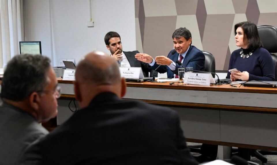 Previdência: governadores pedem ao Senado participação na reforma