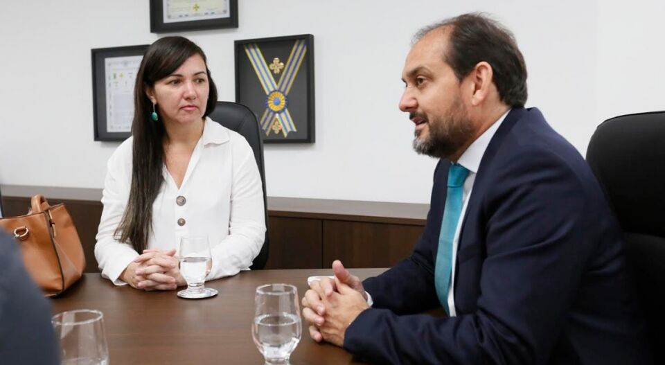 Presidente Laerte Gomes indica construção de pontes em Chupinguaia