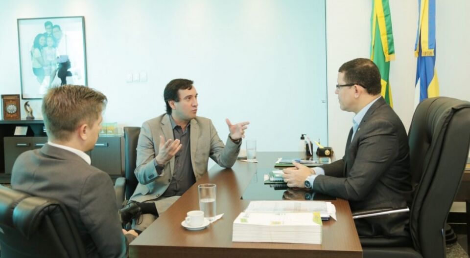 Governo coloca Lucas no lugar de Marcus para defender o direito das pessoas