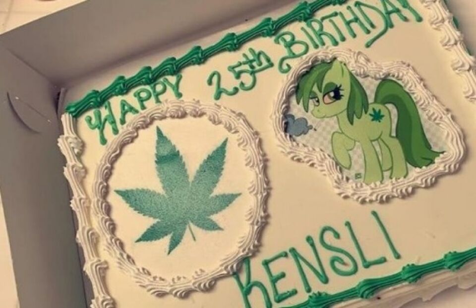 Confeiteiro erra e envia bolo de maconha para cliente
