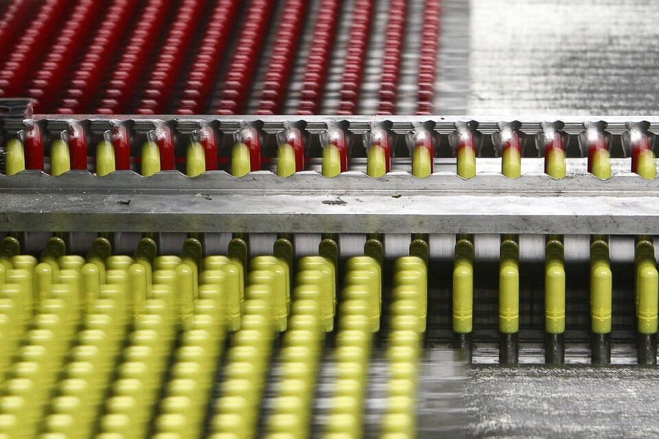 Ministério suspende contratos para produção de 18 remédios e uma vacina