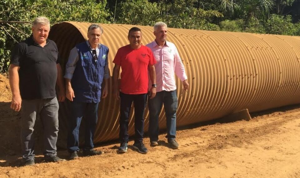 Deputado Geraldo da Rondônia acompanha recuperação de estradas realizado por recursos de emenda parlamentar