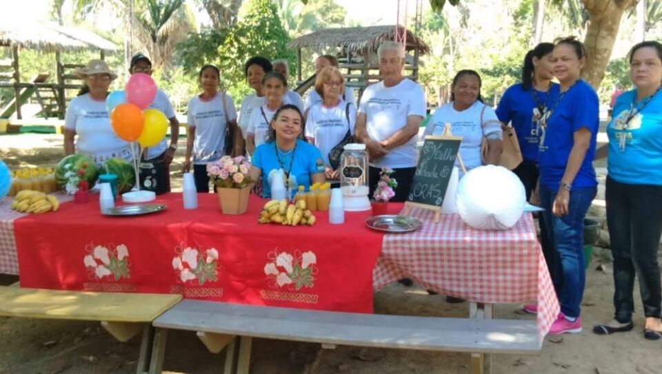 Idosos visitam o Parque Natural de Porto Velho