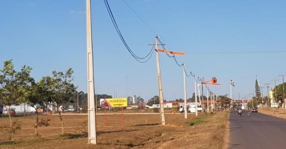 Ceron começa a ressarcir cerca de 27 mil clientes que construíram redes próprias de energia elétrica