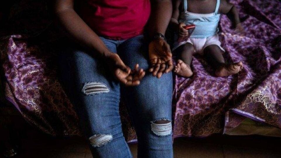 Mulheres nigerianas lutam para criar filhos frutos de estupros na Líbia