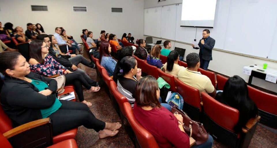 Aulas dos cursos da Escola do Legislativo iniciam na segunda