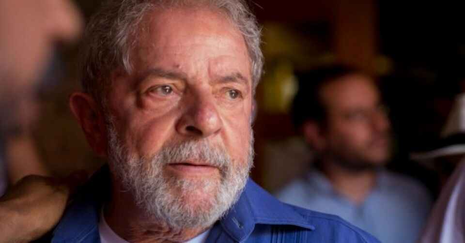 Justiça autoriza transferência de Lula para São Paulo
