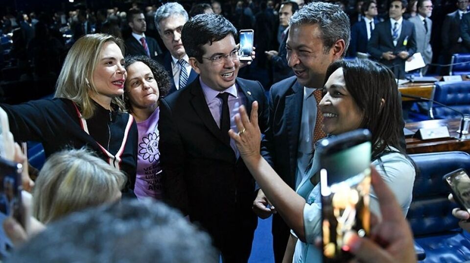 Senado aprova projeto que cria natureza jurídica para os animais